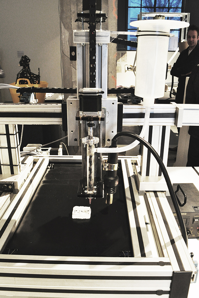 3D printing salt, 3D printer, melting salt, extruder, technique, innovation, Karlijn Sibbel, material design, salt, NaCl, Artechlab, application, manufacture design, engineering, experimenting, salt 3D printer