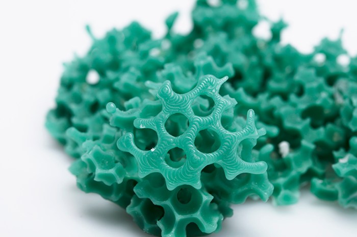 nature-inspired, solid foam, karlijn sibbel, nature, casting, material, material research, design, technique, innovation